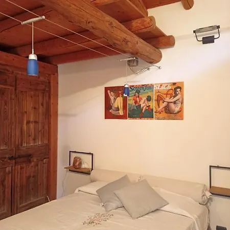 Konukevi Rosina House E Colico