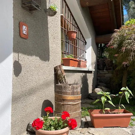 Πανσιόν Rosina House E Colico