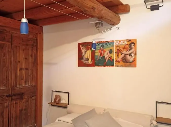 Πανσιόν Rosina House E Colico