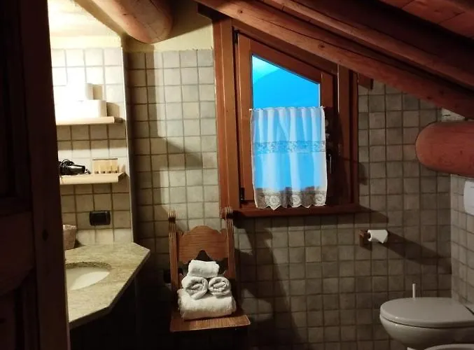 Rosina House E Πανσιόν Colico