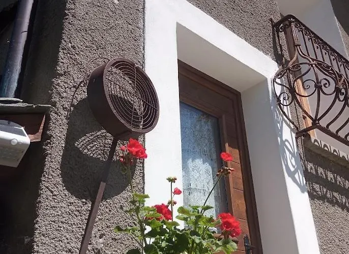 Rosina House E 3* Colico