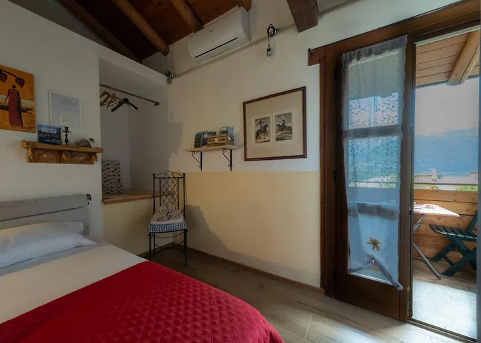 Rosina House E Πανσιόν Colico